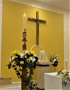 Easter 2018 candle (2)